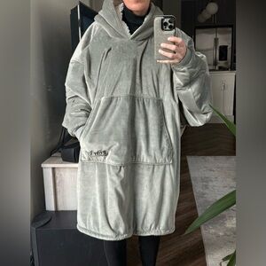 Cozy Oversized Hooded Blanket Sweatshirt